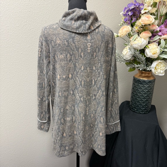 Forgotten Grace XL Gray Cowl Neck Pullover Sweater - Picture 3 of 7